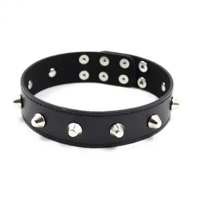 Toyz 4 Lovers - Spikes Collar. Obroża z kolcami. Prosta regulacja, wygodna szerokość. 