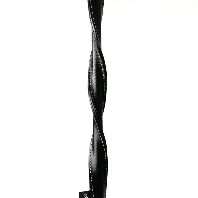 Sportsheets - Twisted Whip. Niezwykły, wyjątkowy , luksusowy pejcz ze skóry. Długość 70cm. Skręcany, super nietuzinkowy wygląd. 