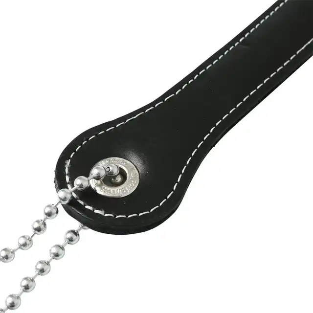 Sportsheets - Classic Leather Slapper. Piekna klasyczna packa, wyszywana białą nicią skóra bydlęca.  44 cm
