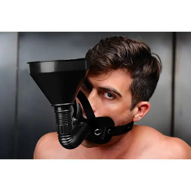 Master Series - Latrine Extreme Funnel Gag. Ultra unikatowa i niecodzienna zabawka BDSM. Knebel z lejkiem. Nowość!