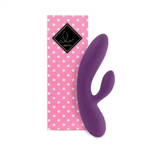 FeelzToys - Lea Rabbit Vibrator Purple. Cichy, przyjemny w dotyku wibrator z króliczkiem, wyprofilowany do stymulacji punktu G. 