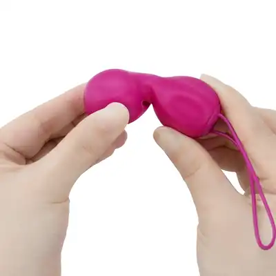 Nomi Tang - Intimate Kegel Set Plus Violet. Luksusowe kulki do treningu mięśni Kegla. Zwiększ siłę mięśni i wystrzel swoje życie erotyczne na najwyższy poziom!