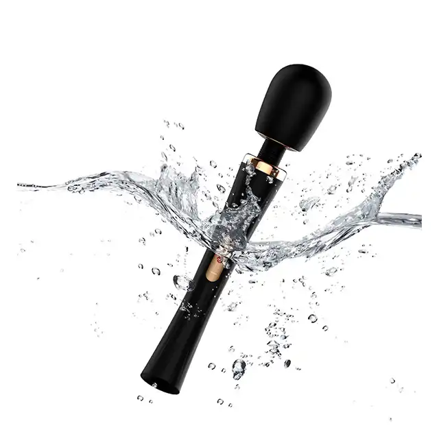 Nomi Tang - Power Wand Black. Luksusowy, ekstremalnie mocny, piękny masażer. Wodoodporny. 5 programów. Silikon.