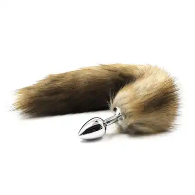 Toyz 4 Lovers - Long fox tail anal plug M. 7 cm długości, 3 cm szerokości. 