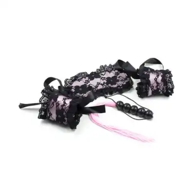 Fetish Art - Lace bondage kit. Różowy koronkowy elegancki zestaw do krępowania z pejczykiem. Mega Sale!