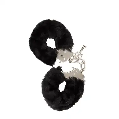 Guilty Pleasure - Furry Handcuffs Black. Klasyczne futrzane czarne kajdanki. Miękkie, wygodne.