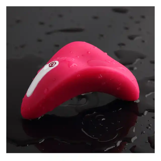 Nomi Tang - Better Than Chocolate 2 Hot Pink. Luksusowy stymulator łechtaczki.  Red Dot Design Award Winner.
