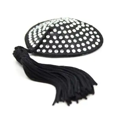 Toyz4Lovers - Heart Nipples Tassels Silver. Czarne nasutniki z frędzlami i srebrnymi kryształkami. 