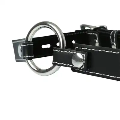 Sportsheets - Leather Seamless O-Ring Gag. Knebel ze stalowym otworem. Skóra bydlęca, regulacja paska i idealne dopasowanie. 
