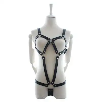 Toyz 4 Lovers - Leather Body Penitence. Niesamowita bielizna BDSM. Uprzęże na całe ciało w formie bielizny. 