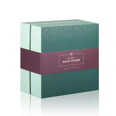 LoveBoxxx - Romantic Couples Box. Wielki luksusowy zestaw zabawek dla niej i dla niego. Wibrator, cockring, jajeczko wibrujące i wiele więcej! Mega Sale!