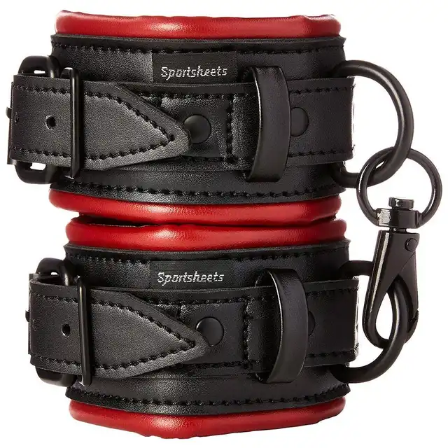Sportsheets - Saffron Cuffs. Super miękkie, solidne kajdanki. Czarno czerwone, regulowane. 