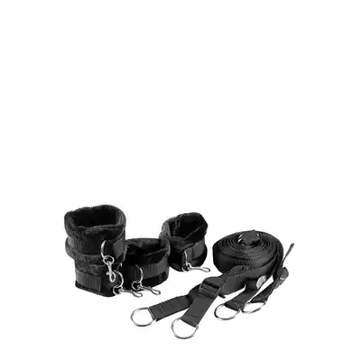 Blaze - Bed Restraint Set. Świetny zestaw do krępowania partnera. Dopasowanie do różnych wielkości łóżka, regulacja zacisków. 