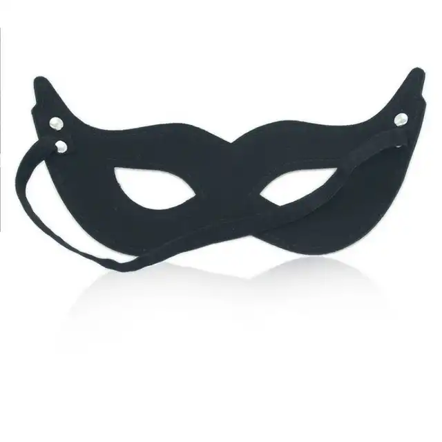 Toyz 4 Lovers - Mistery Face Mask. Czarna maska z ćwiekami. Wygodny materiał, dopasowuje się do twarzy. Mega Sale!