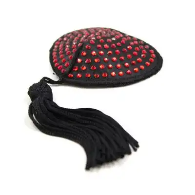 Toyz4Lovers - Heart Nipples Tassels Red. Czarne nasutniki z frędzlami i czerwonymi kryształkami. Mega sale!