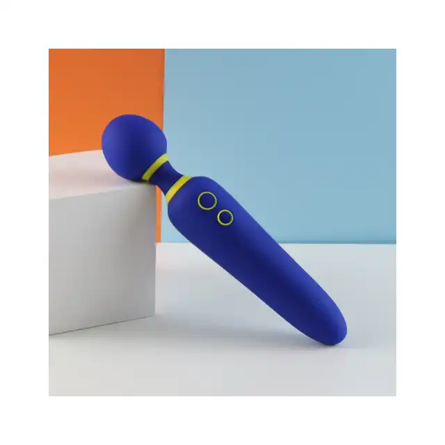 ROMP - Flip. Magiczna różdżka w kompaktowym rozmiarze. 4 tryby silnych wibracji, 6 prędkości, wodoodporność, aksamitny silikon. 