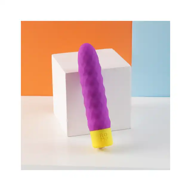 ROMP - Beat. Mini wibrator. 4 tryby silnych wibracji, 6 prędkości, wodoodporność, aksamitny silikon. 15 cm, kompaktowy rozmiar. 