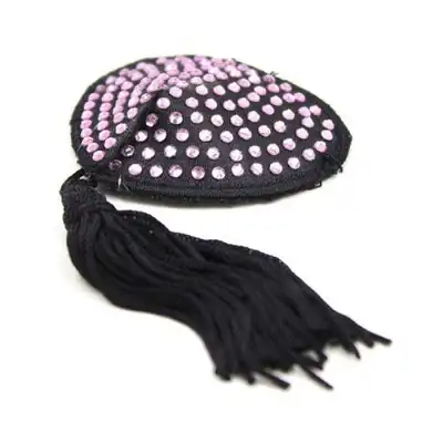 Toyz4Lovers - Heart Nipples Tassels Pink. Czarne nasutniki z frędzlami i różowymi kryształkami.