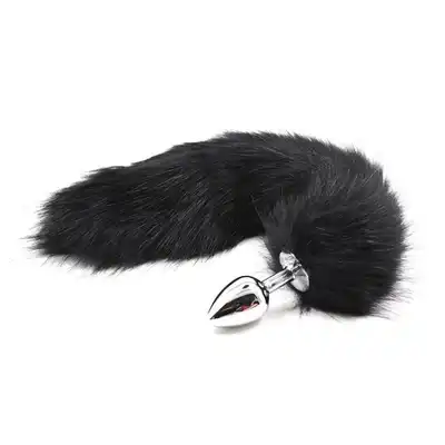 Toyz 4 Lovers - Long fox tail anal plug M. 7 cm długości, 3 cm szerokości. Czarna kita!