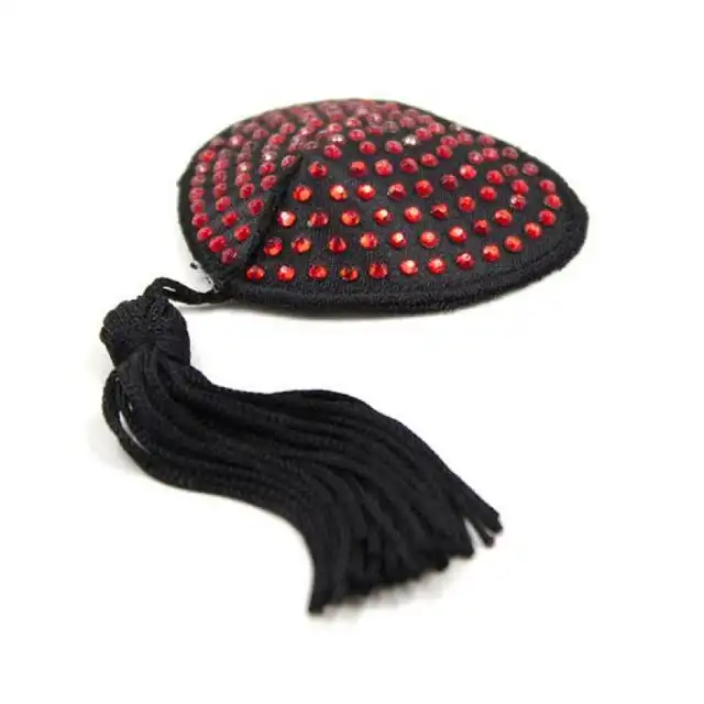 Toyz4Lovers - Heart Nipples Tassels Red. Czarne nasutniki z frędzlami i czerwonymi kryształkami. Mega sale!
