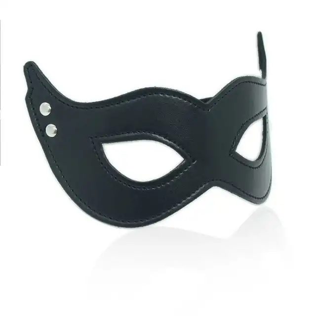 Toyz 4 Lovers - Mistery Face Mask. Czarna maska z ćwiekami. Wygodny materiał, dopasowuje się do twarzy. Mega Sale!