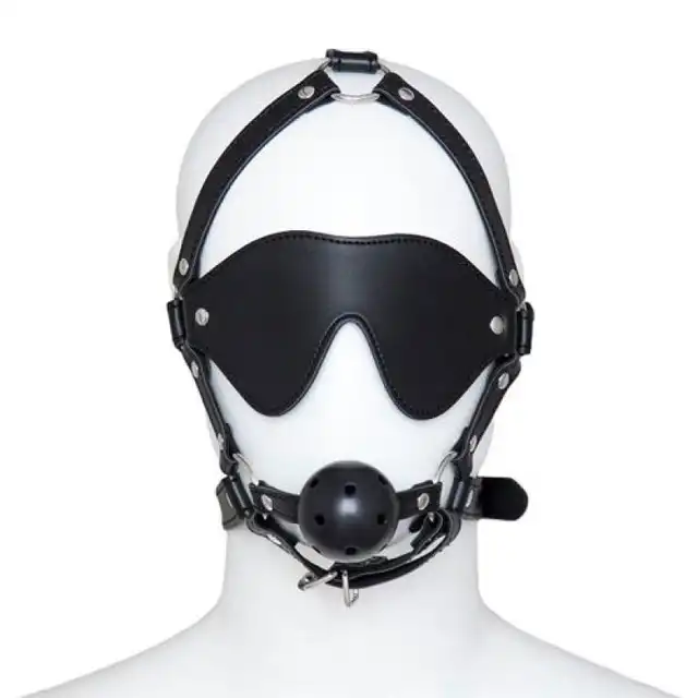 Toyz 4 Lovers - Face Harness. Uprząż na twarz - opaska na oczy i knebel w jednym. Ekoskóra, miękki materiał bezpieczny dla ciała i wygodny. 