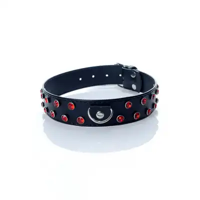 Fetish Boss Series - Collar Double Red Crystal 3 cm. Obroża z kryształkami. Prosta regulacja, wygodna szerokość.