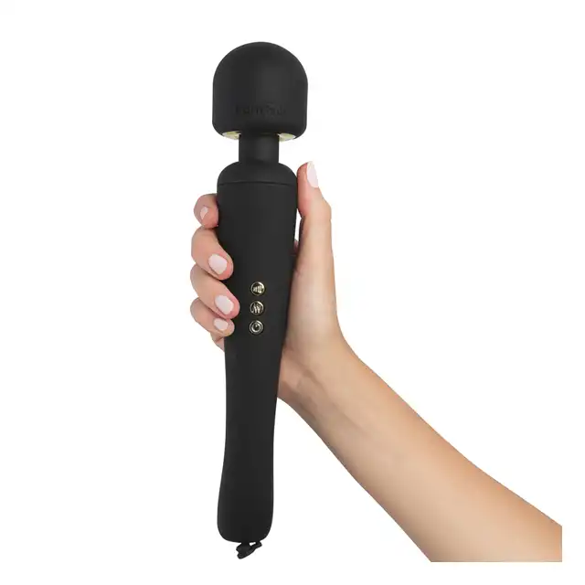 Pornhub - Spell Wand Set. Luksusowy model wibratora typu Wand. Megamocna Rożdzka z 3 niezwykłymi nakładkami(analna, króliczek, teksturowana). 20 programów. Stymuluje wszystko!