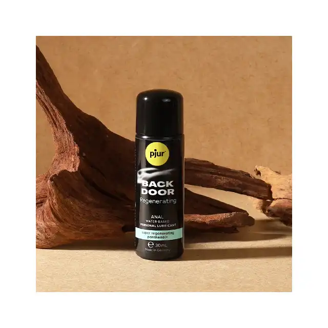 Pjur - Back Door Regenerating Panthenol Anal Glide 30 m. Kojący regenerujący żel z rumiankiem. 
