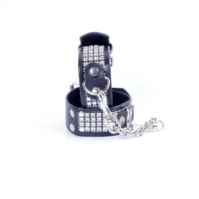 Fetish Boss Series - Handcuffs with cristals 3 cm. Kajdanki z kryształami, regulowane mankiety do 22 cm. 