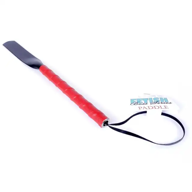 Fetish Boss Fantasy - Red Paddle. Czarno czerwona packa z ekoskóry. 