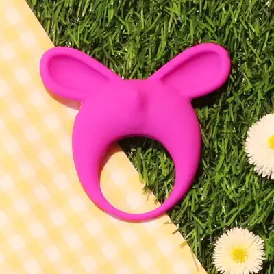 Lola - Mimi Animals Collection Fennec Phil Purple. Słodki wibrujący, elastyczny ring na penisa! Wysoka jakość, uroczy design. 