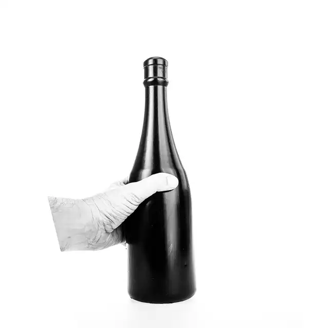 All Black - Champagne Bottle Medium. 34,5 x 9 cm. Silikonowe dildo w kształcie butelki. 