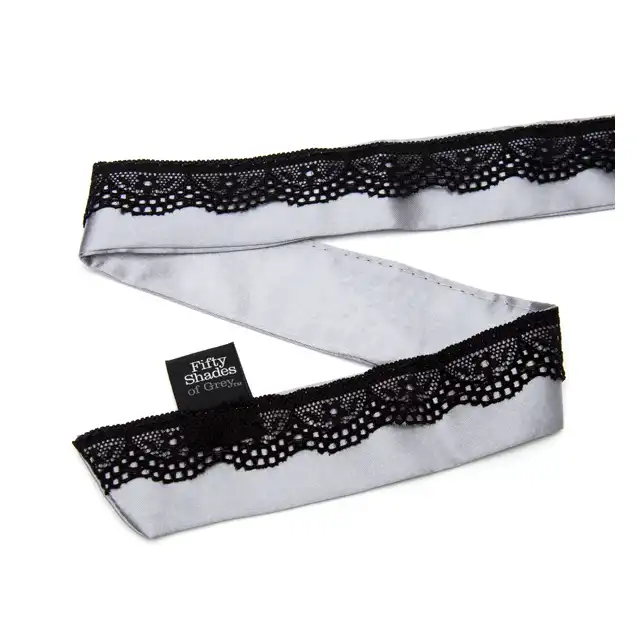 Fifty Shades of Grey - Play Nice Satin&amp;Lace Collar and Nipple Clamps. Obroża z klamerkami na sutki. 