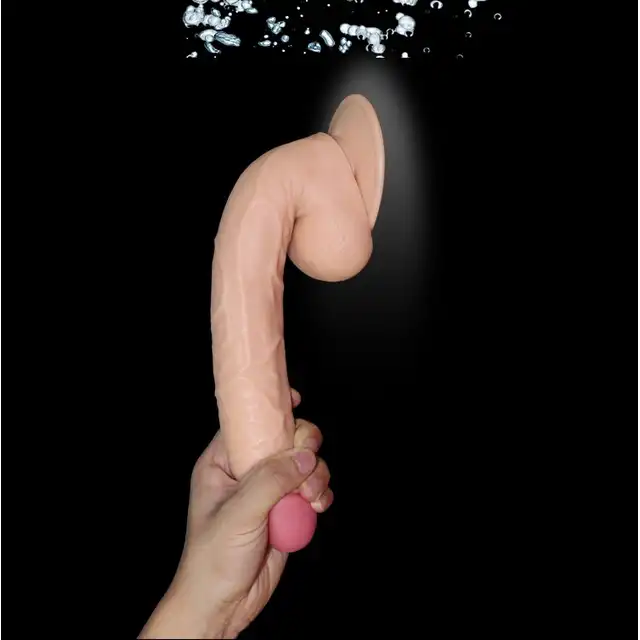 LoveToy - King Sized Dildo. Realistyczne dildo 26 cm długości, 4,5 cm szerokości! Cielisty, elastyczny. Mocna przyssawka!