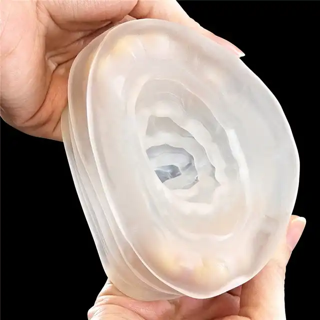 LoveToy - Giant Egg. Masturbator męski, super elastyczny i dyskretny. Wydłuż stosunek ćwicząc na tym masturbatorze!