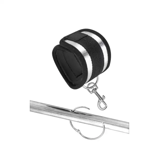 Fetish Tentation - Submission Bar with 4 Cuffs. Kajdanki połączone z rozpieraczem. 