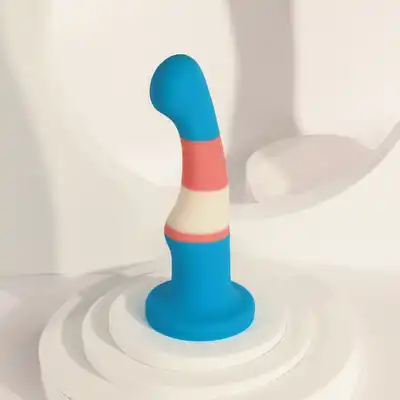 Blush - Avant P2 True Blue Transgender Pride. Nowoczesne dildo do stymulacji punktu G lub P 