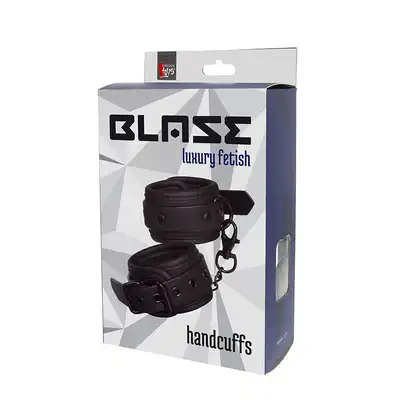 Blaze - Handcuffs Black. Czarne stylowe kajdanki wyścielone neoprenem. Łańcuch 10 cm 