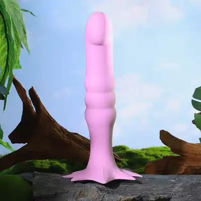 Maia Novelties - Dazey. Dildo z przyssawką w kształcie liścia konopii. 19 cm