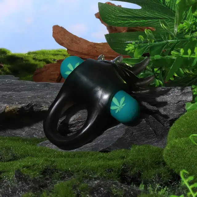 Maia Novelties - Ziggy Leaf USB. Ring erekcyjny inspirowany konopiami