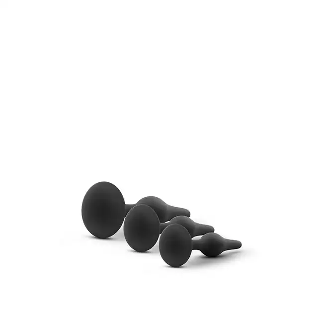 Luxe - Beginner Kit Black. Zestaw treningowy silikonowych plugów analnych 