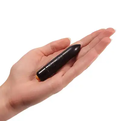 Pornhub - Fully Loaded Bullet. Silny pocisk wibrujący.