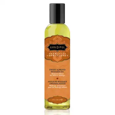 Kamasutra - Aromatyczny olejek do masażu Sweet Almond 236 ml Mega Sale!