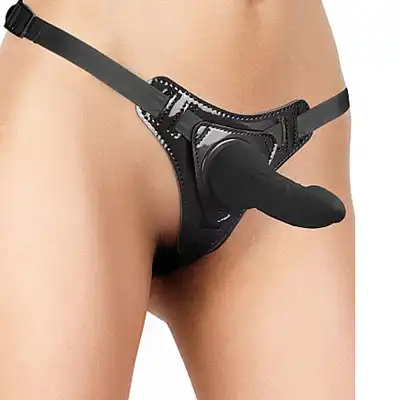 Pleasure Strap-on. Czarny strap-on, regulowane paski