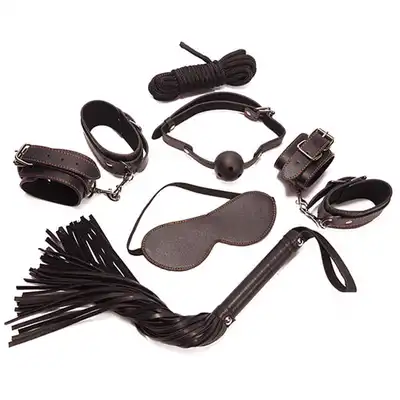 Pornhub - Ultimate Bondage Set. Zestaw najpotrzebniejszych akcesoriów BDSM.