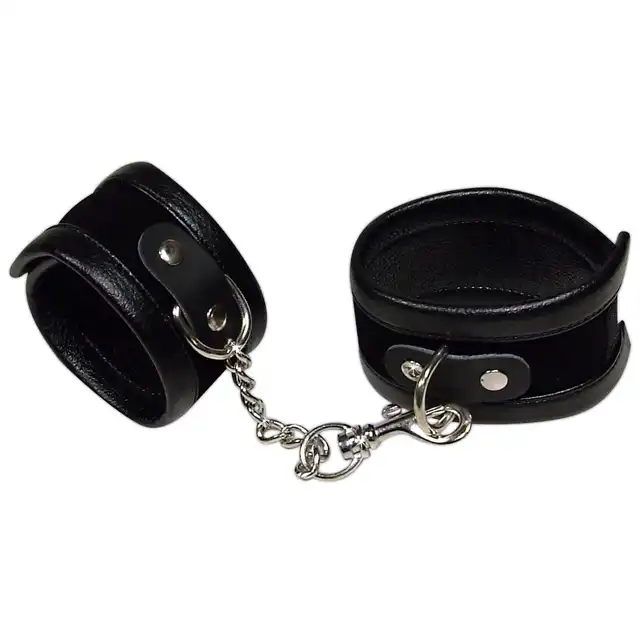 Bad Kitty - Handcuffs black - Czarne kajdanki z krótkim łańcuszkiem 10 cm