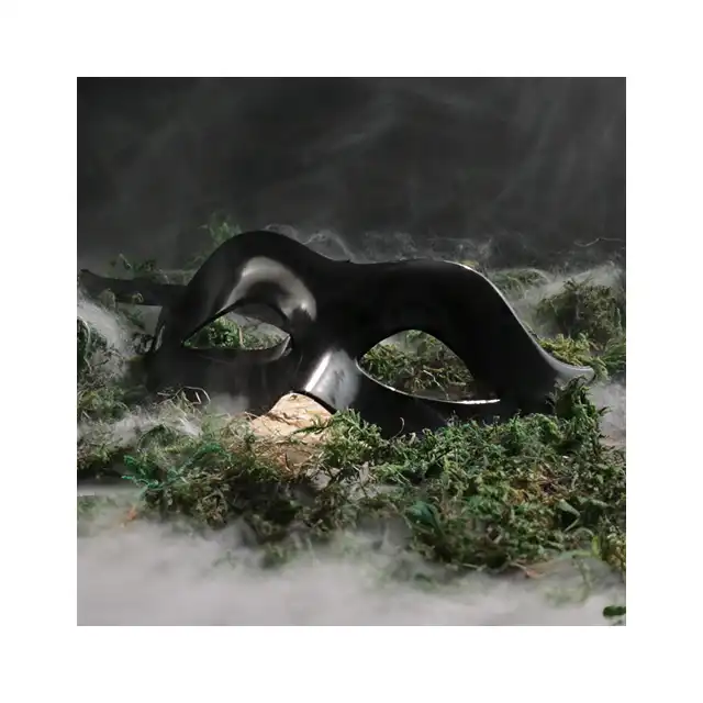 Masque - Solomon Noir T.U - elegancka, czarna maska, spełni wszystkie fantazje