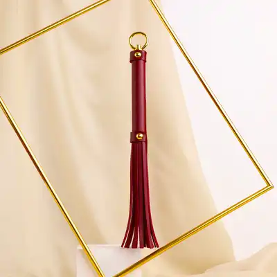 Taboom - Small Whip - elegancki czerwony, skórzany bat
