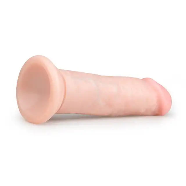 Easy Toys - Realistic Dildo - 15,5 SKN Realistyczne dildo w kolorze cielistym z przyssawką 15,5 cm